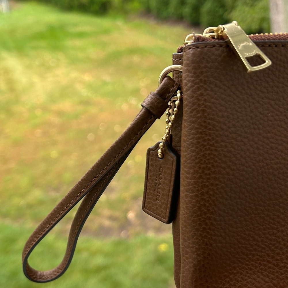 Coach Double Corner Zip Wristlet in Pebble Leather Large Fitsπ±π€ - Picture 4 of 8